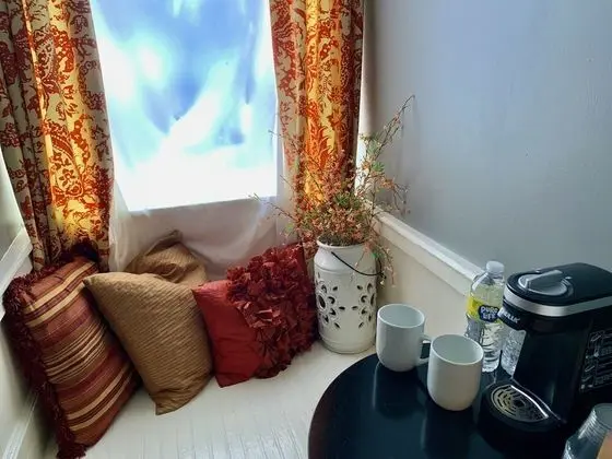 Emily Suite