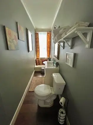 Emily Suite