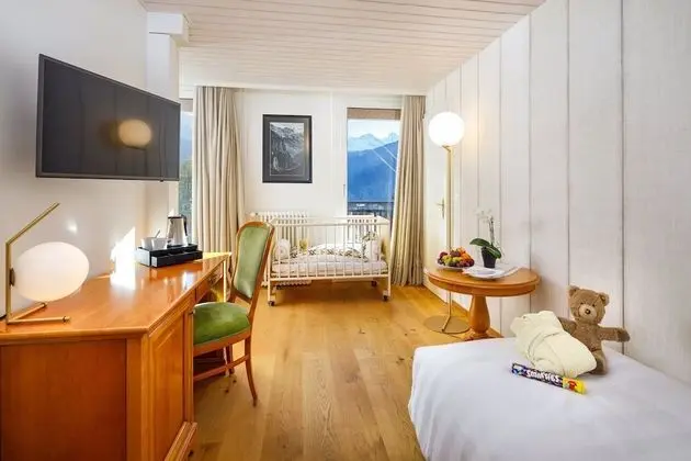 Family Oda, Balkon, Dağ Manzaralı (Jungfrau)