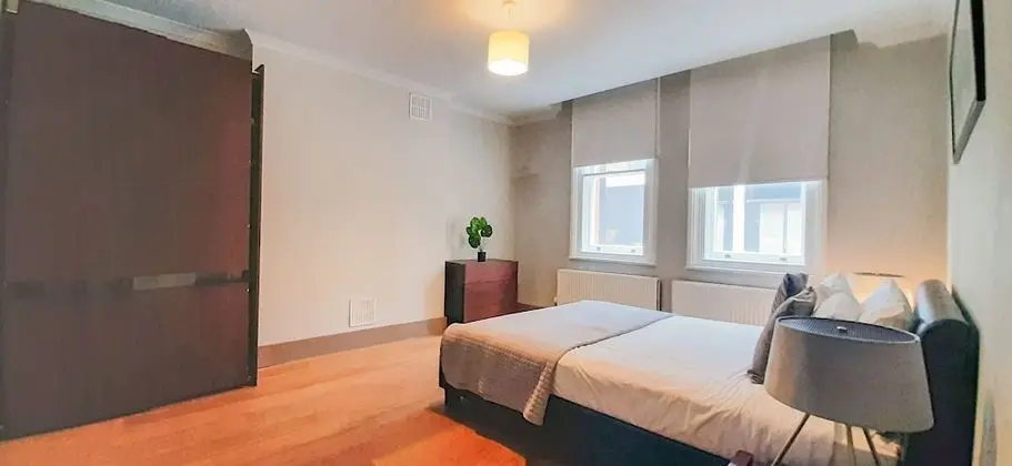 Apart Daire, 1 Büyük (Queen) Boy Yatak