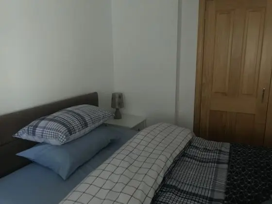 Kır Evi, 1 Büyük (Queen) Boy Yatak