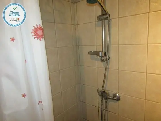 Kır Evi, 1 Büyük (Queen) Boy Yatak ve Çekyat