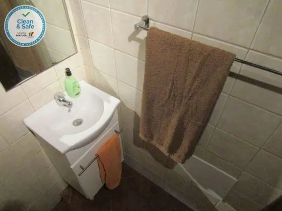 Kır Evi, 1 Büyük (Queen) Boy Yatak ve Çekyat