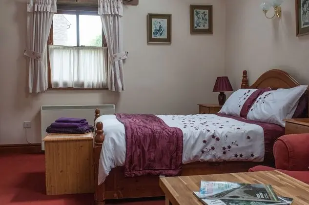 Kır Evi, 1 Büyük (Queen) Boy Yatak
