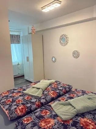 Ev, 1 Büyük (Queen) Boy Yatak