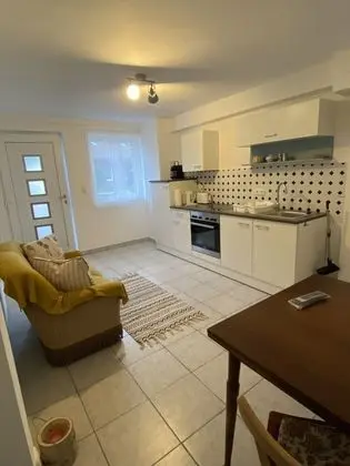 Ev, 1 Büyük (Queen) Boy Yatak