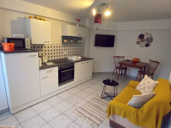 Ev, 1 Büyük (Queen) Boy Yatak