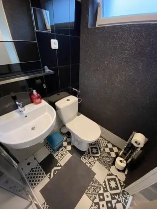 Ev, 1 Büyük (Queen) Boy Yatak