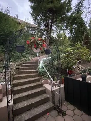 Ev, 1 Büyük (Queen) Boy Yatak