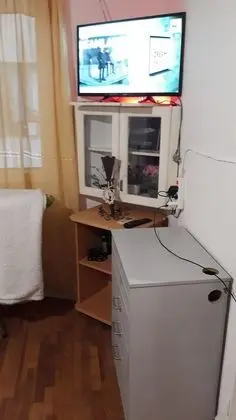 Ev, 1 Büyük (Queen) Boy Yatak