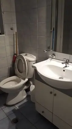 Ev, 1 Büyük (Queen) Boy Yatak