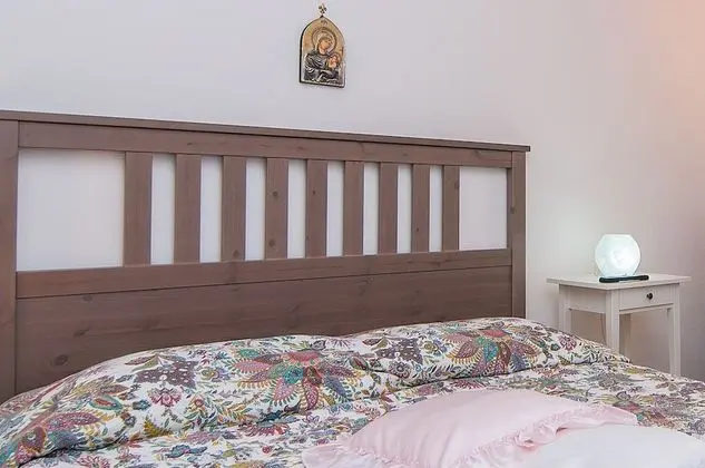 Ev, 1 Büyük (Queen) Boy Yatak