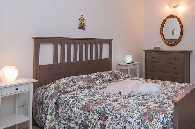 Ev, 1 Büyük (Queen) Boy Yatak