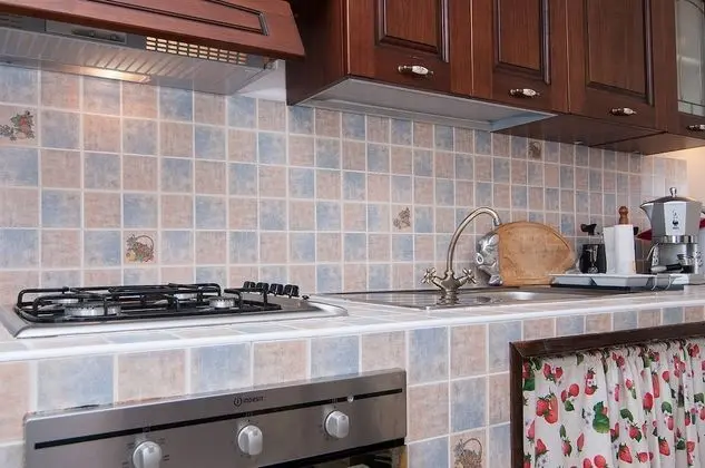 Ev, 1 Büyük (Queen) Boy Yatak