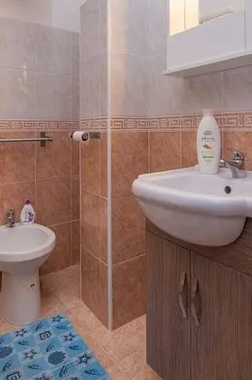 Ev, 1 Büyük (Queen) Boy Yatak