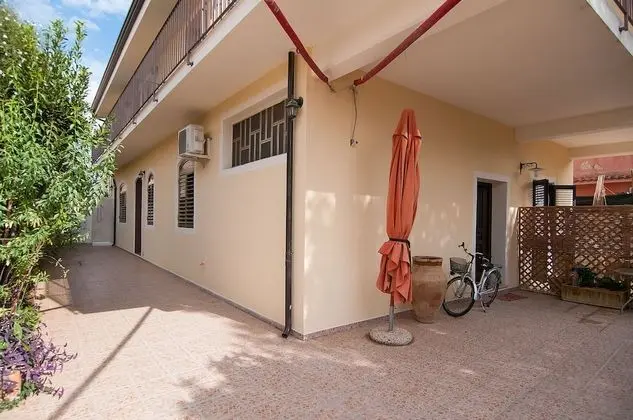 Ev, 1 Büyük (Queen) Boy Yatak