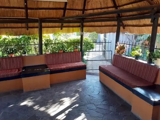 Ev, 2 Büyük (Queen) Boy Yatak