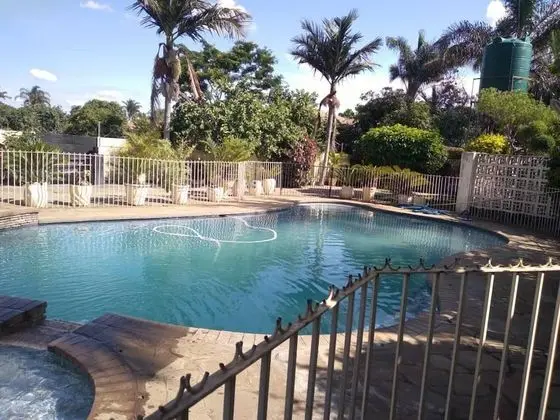 Ev, 2 Büyük (Queen) Boy Yatak