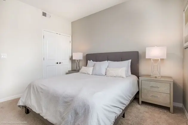 Ev (4741CT UNIT101  Amazing Story Lake Br)