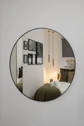 Ev