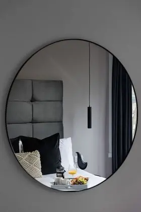 Ev