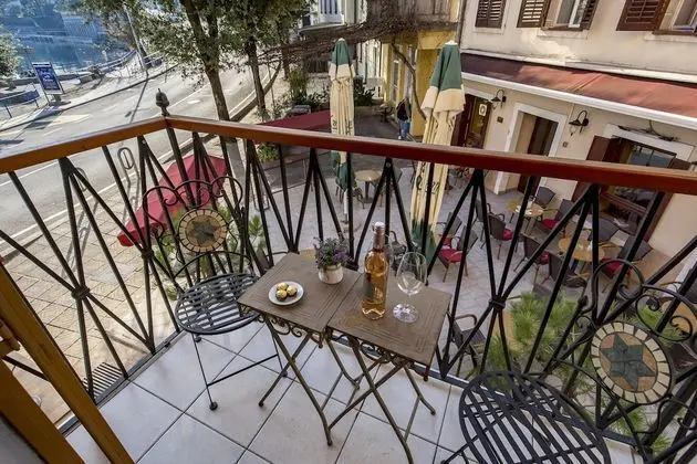 Apart Daire, Balkon (2)
