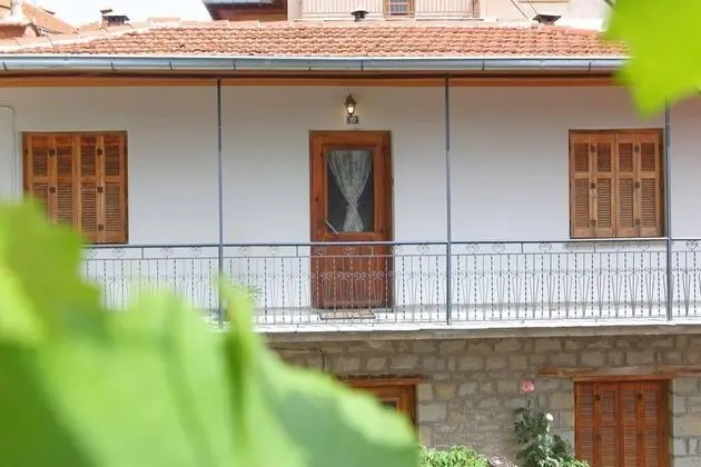 Ev, 1 Büyük (Queen) Boy Yatak