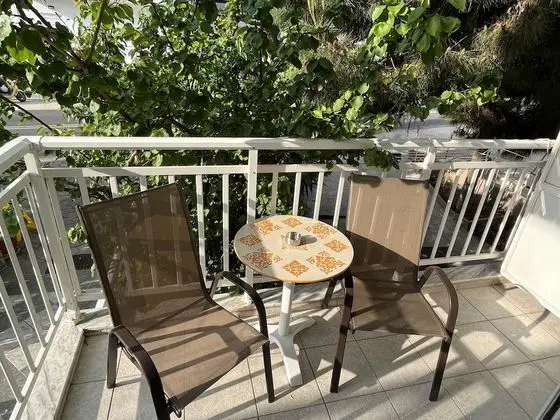 Oda, 1 Yatak Odası, Sigara İçilebilir, Balkon