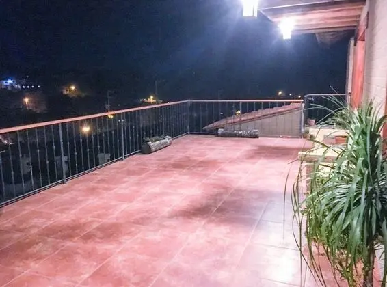 Kulübe, 4 Yatak Odası, Şömine