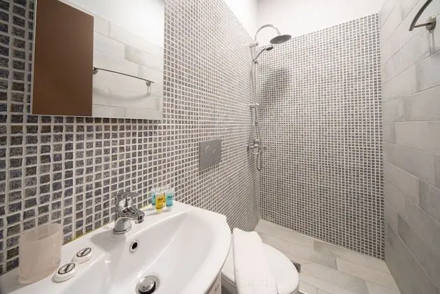 Deluxe Tek Büyük Yataklı Oda, Balkon