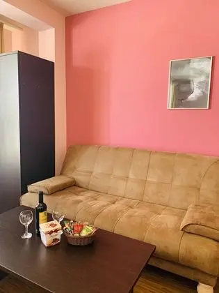 Apart Daire, 1 Büyük (Queen) Boy Yatak