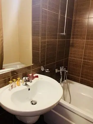 Apart Daire, 1 Büyük (Queen) Boy Yatak