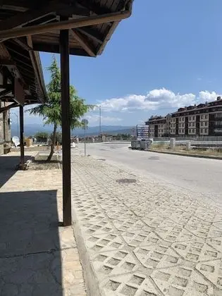 Apart Daire, 1 Büyük (Queen) Boy Yatak