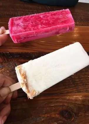 Ev