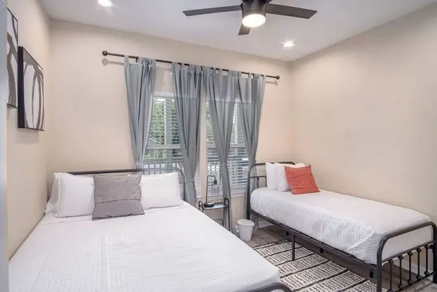 Ev (3 Bedrooms)