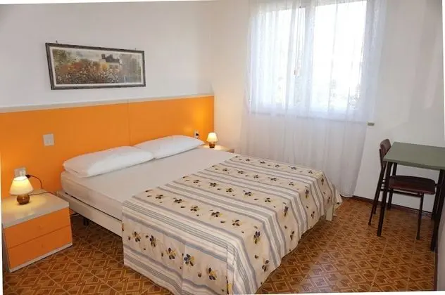 Villa, 3 Yatak Odası, Buzdolabı