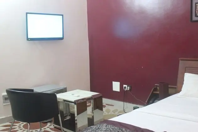 Stüdyo, 1 Çift Kişilik Yatak, Sigara İçilmez