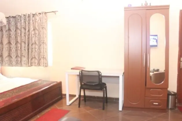 Stüdyo, 1 Çift Kişilik Yatak, Sigara İçilmez