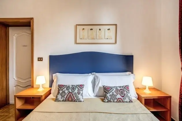 Standard Tek Büyük Yataklı Oda, Ortak Banyo