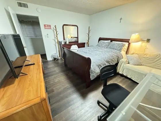 Comfort Tek Büyük Yataklı Oda, 1 Büyük (Queen) Boy Yatak, Sigara İçilmez, Bahçe Manzaralı