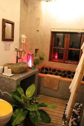 Üç Kişilik Oda