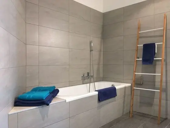 Apart Daire, 1 En Büyük (King) Boy Yatak