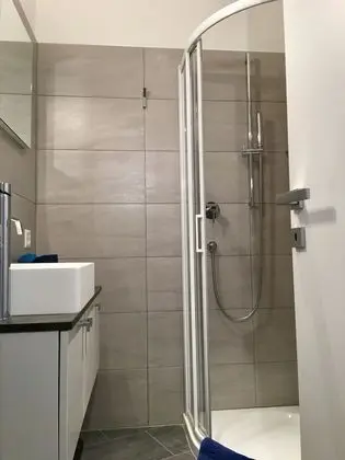 Apart Daire, 1 En Büyük (King) Boy Yatak