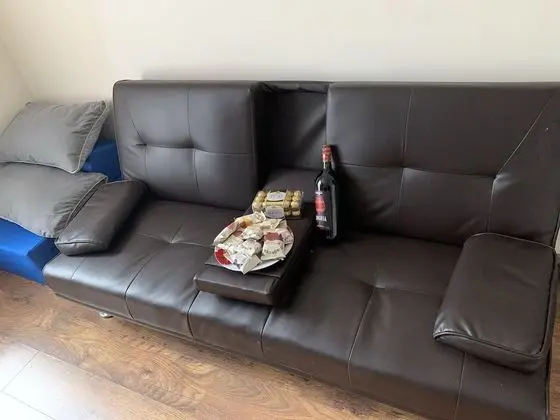 Villa, 1 Büyük (Queen) Boy Yatak ve Çekyat