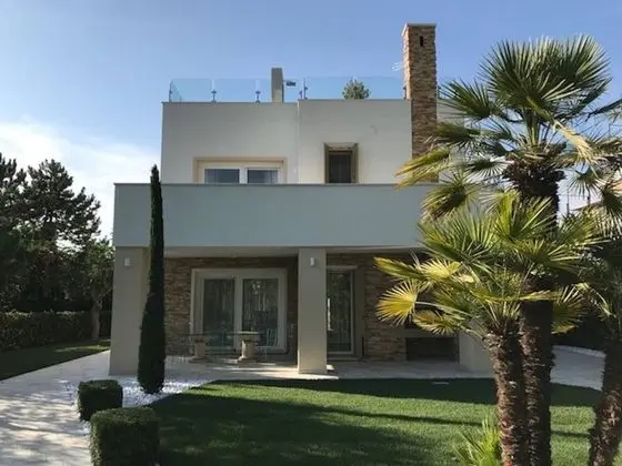 Villa, 5 Yatak Odası, Şömine