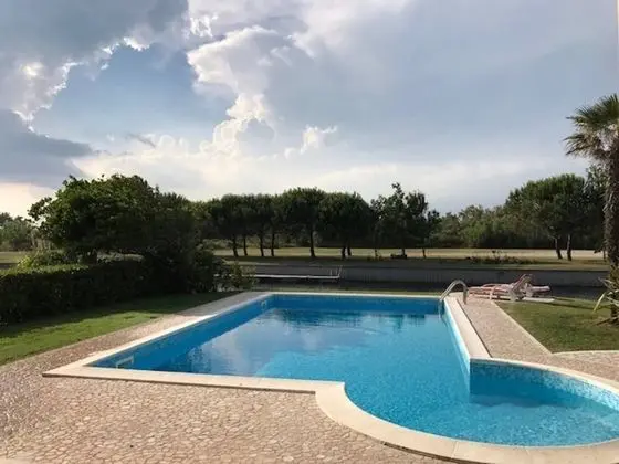 Villa, 5 Yatak Odası, Şömine