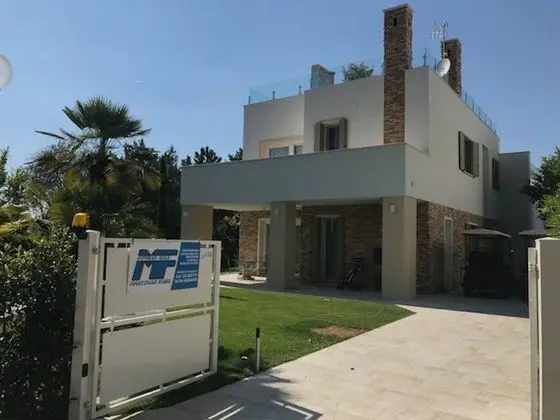 Villa, 5 Yatak Odası, Şömine