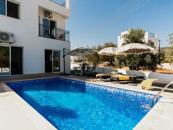 Villa, 4 Yatak Odası, Balkon
