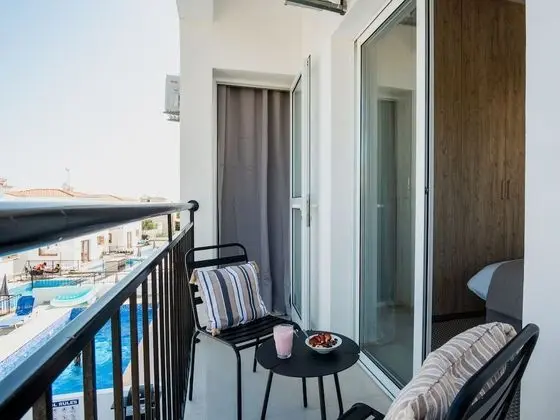 Villa, 4 Yatak Odası, Balkon