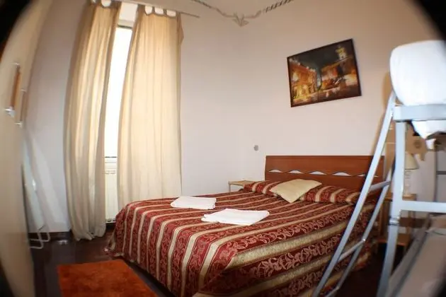 Standard Dört Kişilik Oda, Özel Banyo